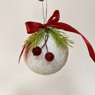 Декоративна коледна топка за елха – снежна гора