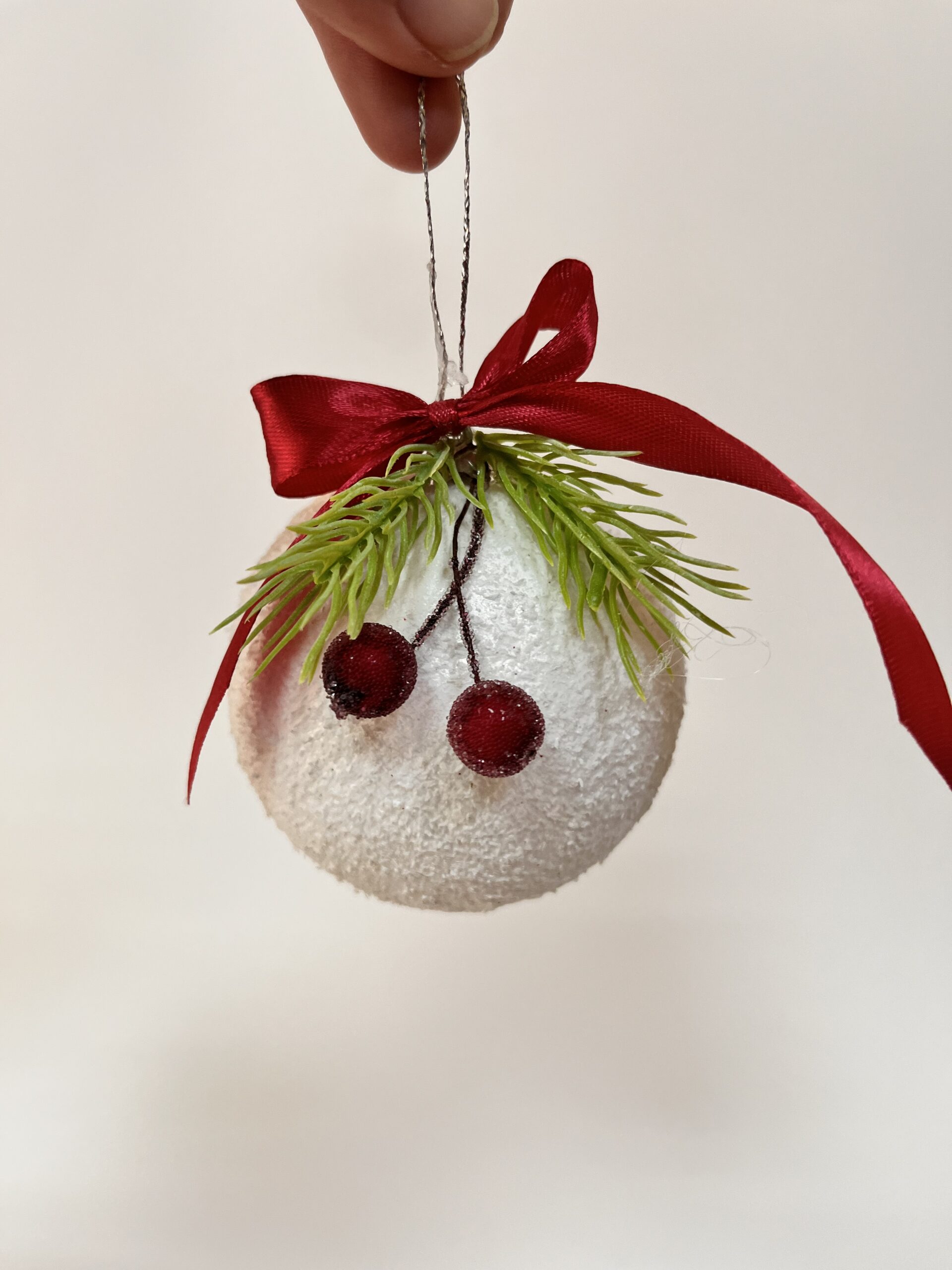 Декоративна коледна топка за елха – снежна гора